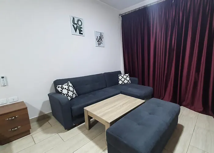 Aldau Heights Cozy Big