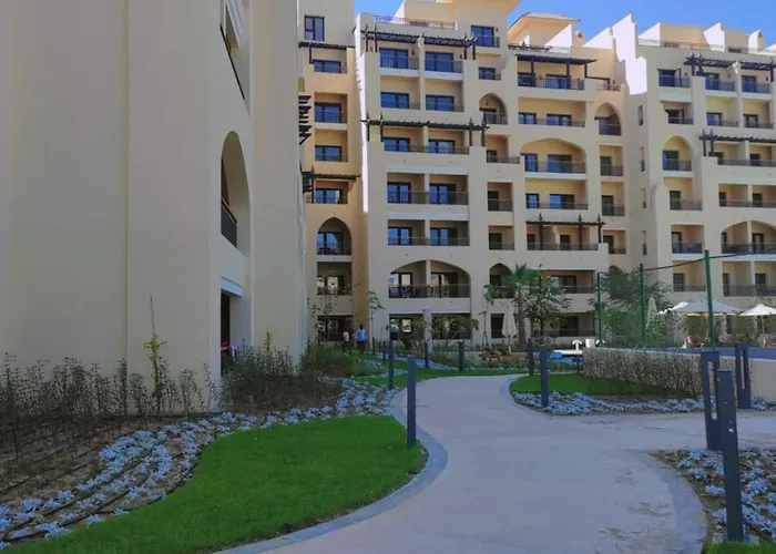 Aldau Heights Cozy Big Apartman Gurdaka